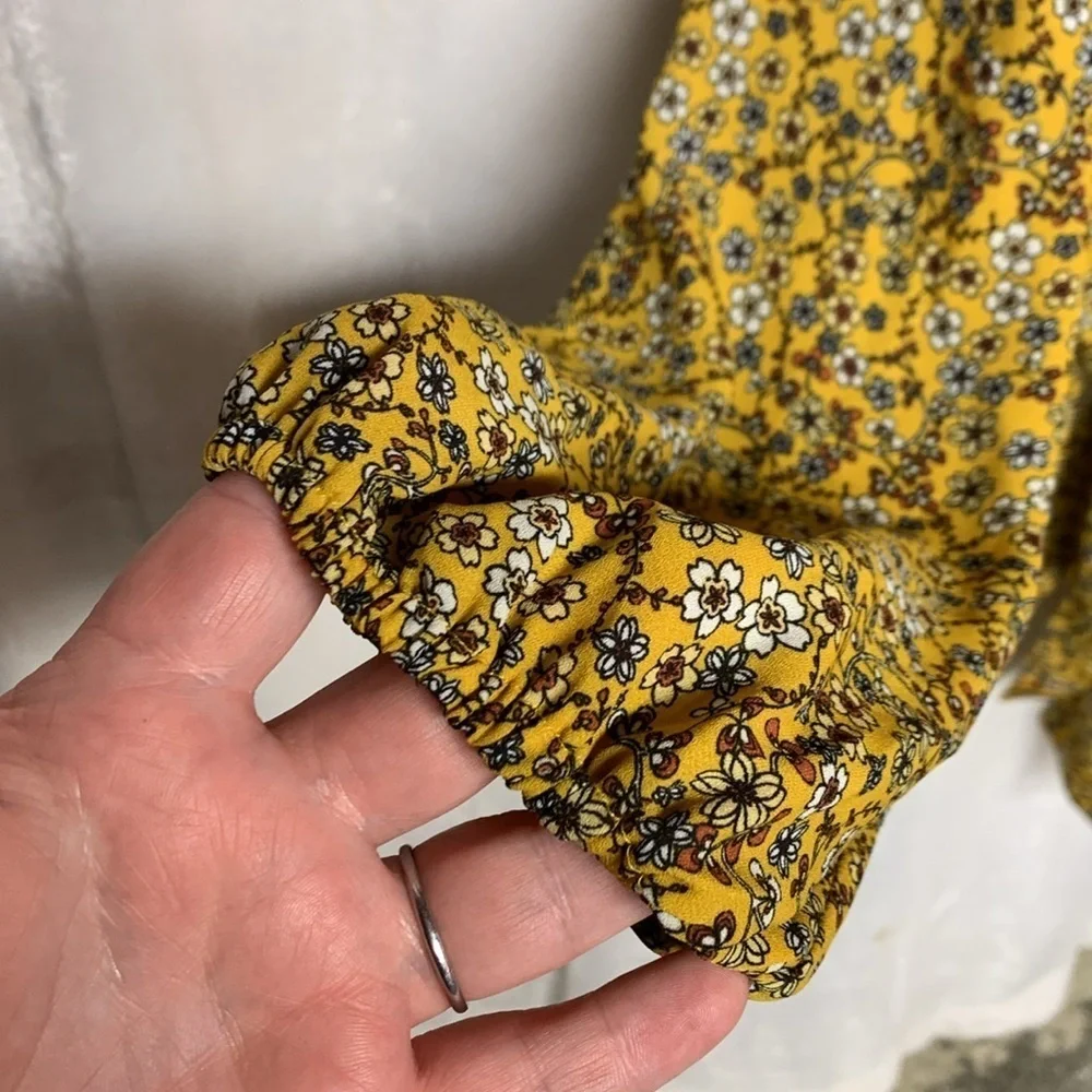 Max studio Floral Blouse - Picture 3 of 9